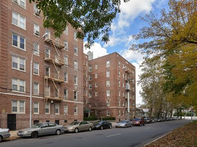 3321 Bruckner Blvd APT 2J, Bronx, NY, 10461