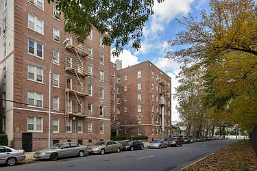 3321 Bruckner Boulevard in Schuylerville