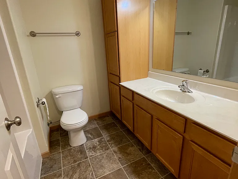 217 Brentwood Dr — Photo 13