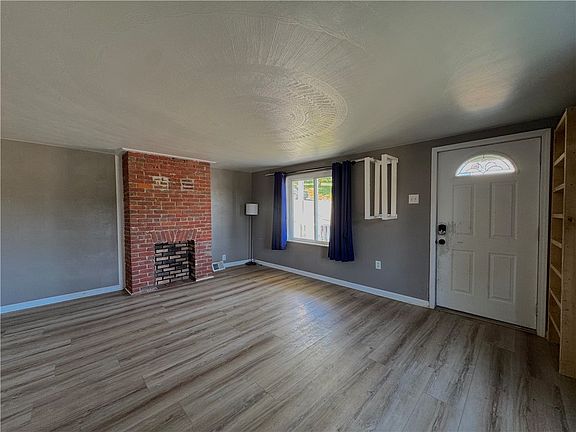 5th image of 3 Franklin Ave