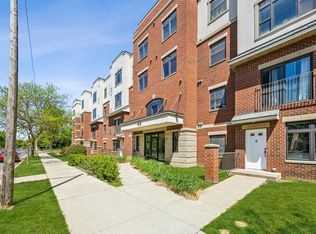 619 8th St SE UNIT 303, Minneapolis, MN 55414