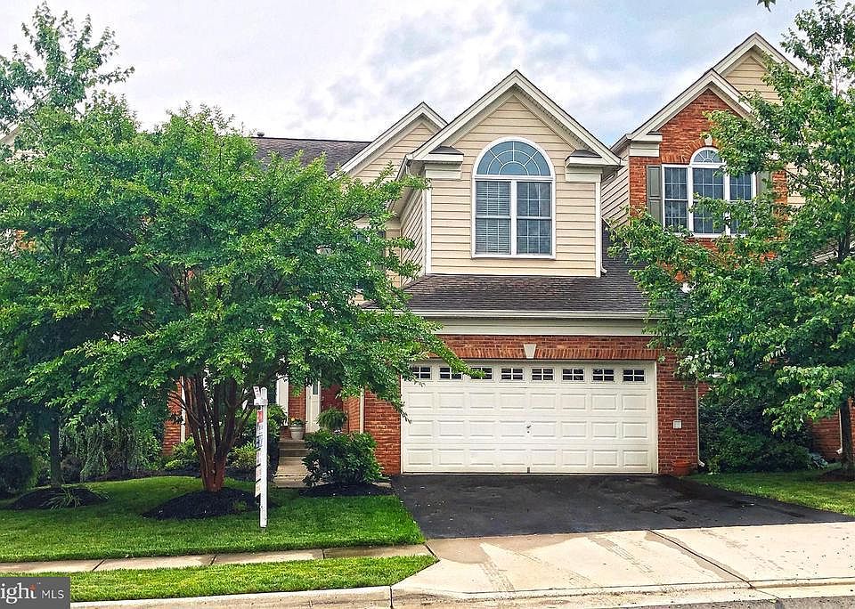 1st image of 15755 Cool Spring Dr