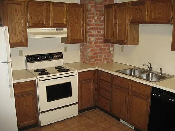 2nd image of 157 Forest Hill Dr