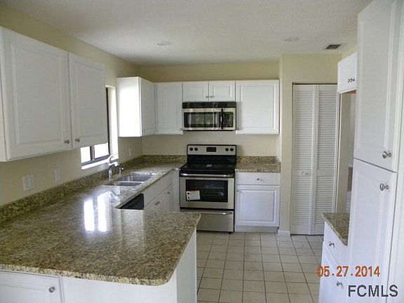 4th image of 70 Westminster Dr