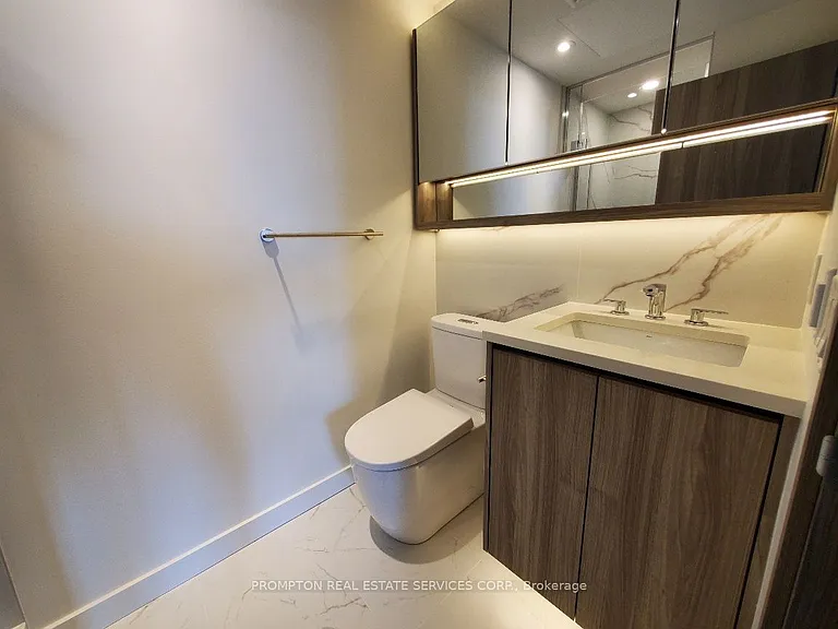 18 Esther Shiner Blvd #738 — Photo 8