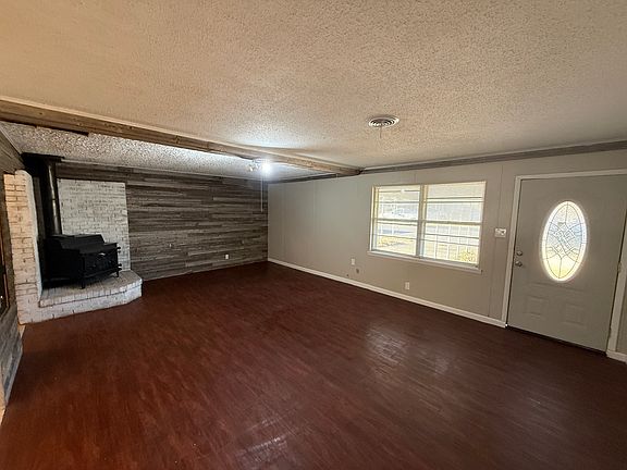 3rd image of 1216 E Foster Ave