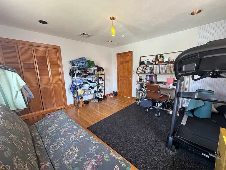 35 Raymond St #2 — Photo 13