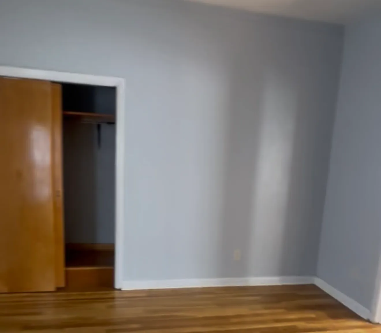2 bed, 984 sqft, $1,000 — Photo 4