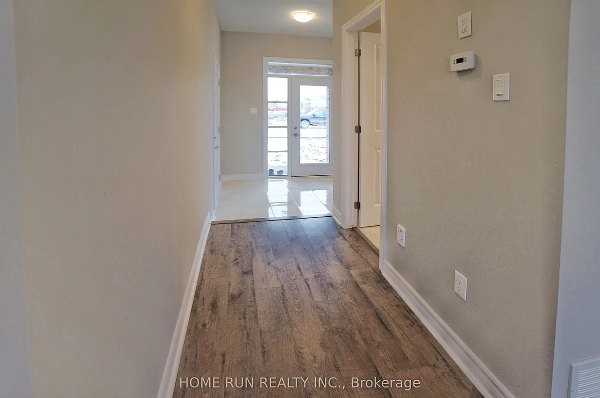 Building Photo - 2472 Waterlilly Way