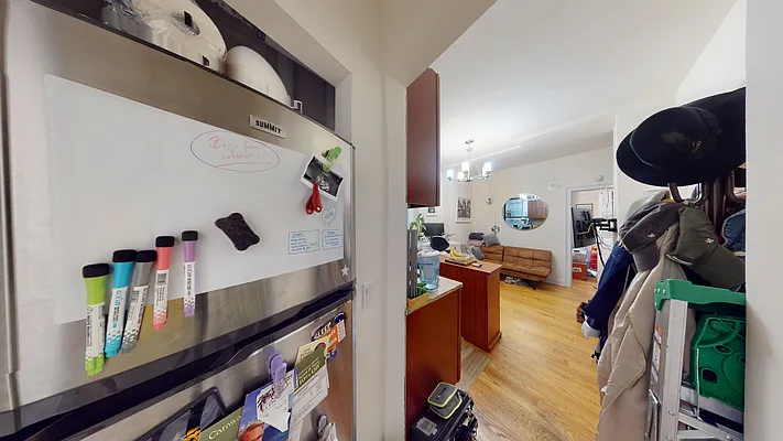 Rented by Bond New York | media 20