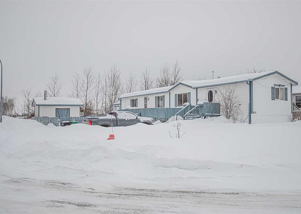 1st image of 15 W Dewberry Rd