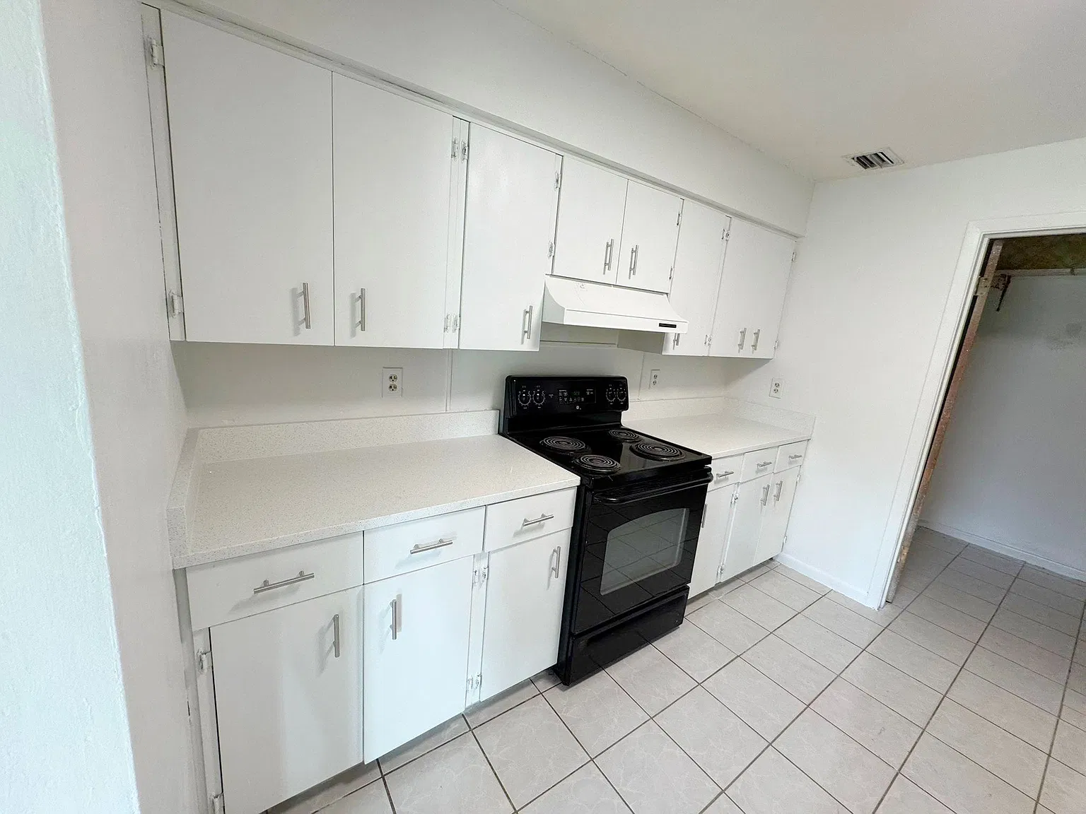 3 bed, 1503 sqft, $2,000 — Photo 3