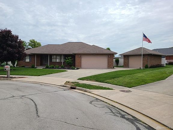 3rd image of 108 Warwick Ct