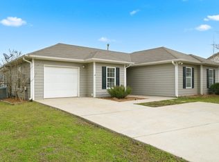 424 Meriweather Ln, Calera, AL 35040