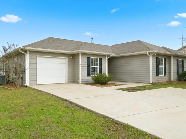 424 Meriweather Ln, Calera, AL 35040