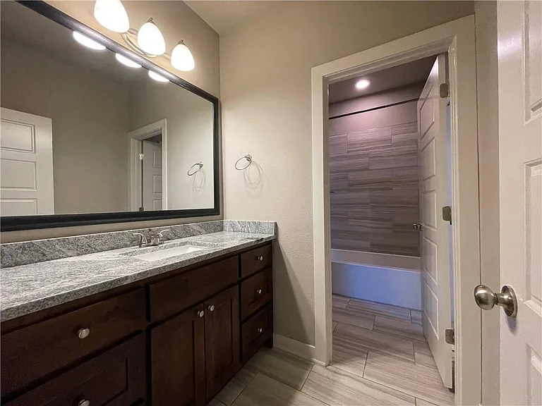 3003 SW Satinwood Ave — Photo 18