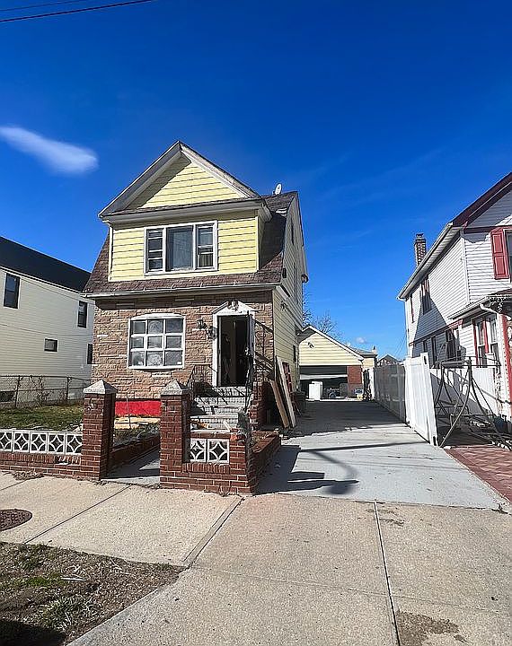 1st image of 13741 135th Ave
