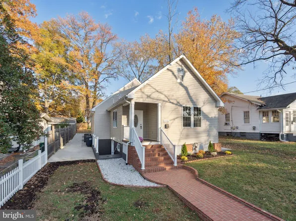 5705 40th Pl, Hyattsville, MD 20781