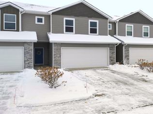 2812 NW Lois Ln, Ankeny, IA 50023