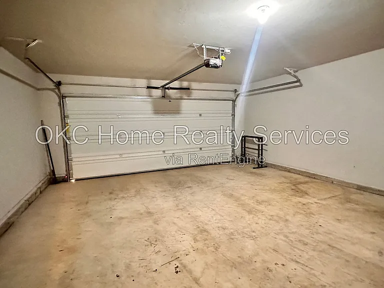 7724 Windstone Dr — Photo 19