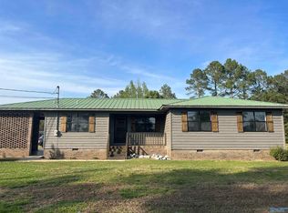 2710 Caddell Cir, Hokes Bluff, AL 35903