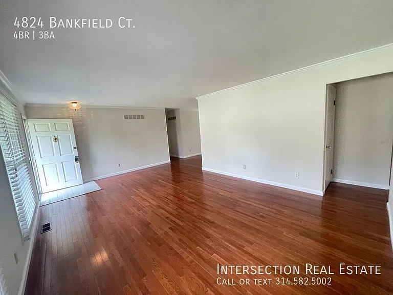 4824 Bankfield Ct — Photo 7