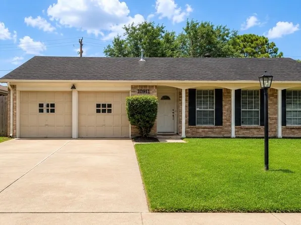 10911 Sageleaf Ln, Houston, TX 77089