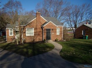 318 Glenwood Rd, Rossford, OH 43460