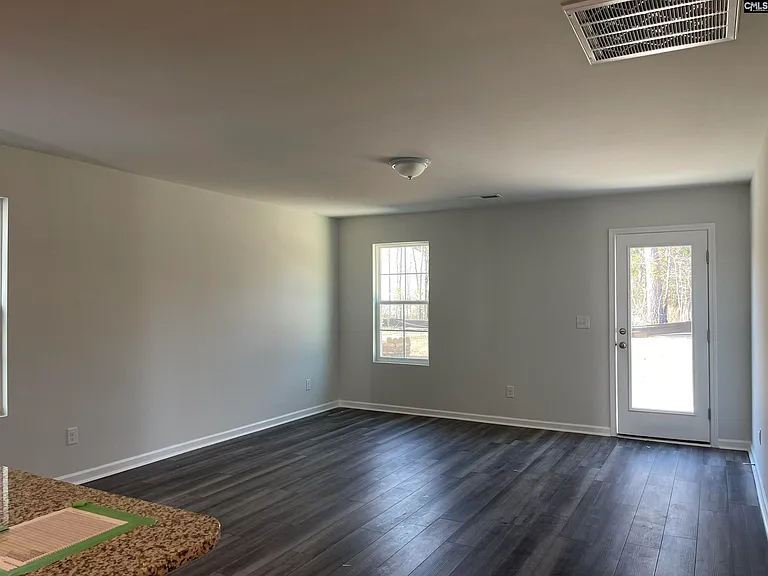 317 Windfall Rd — Photo 7