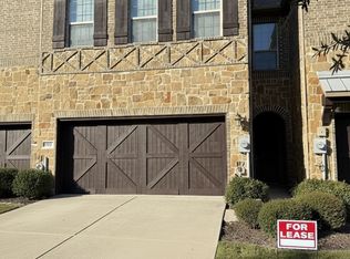557 Reale Dr, Irving, TX 75039