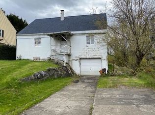 3644 Lott St, Endwell, NY 13760