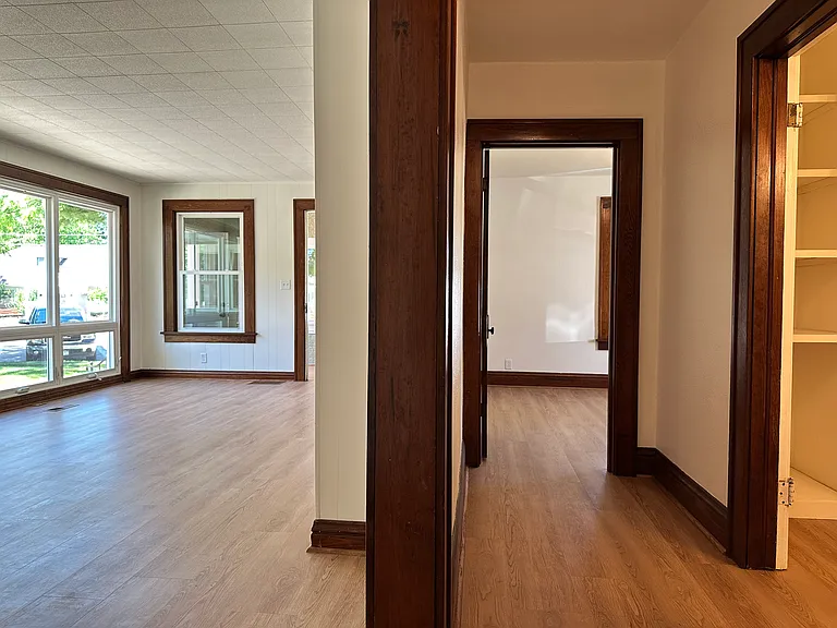 236 N Main St — Photo 24