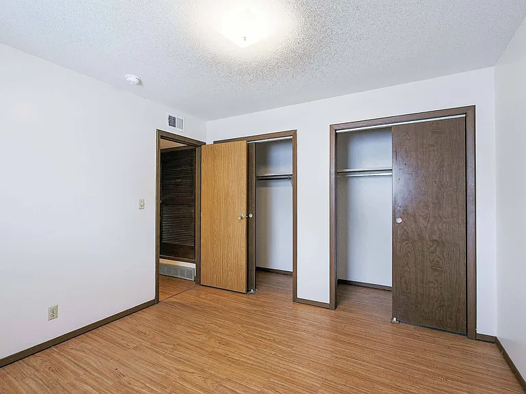 1728 S 14th St #13 — Photo 13