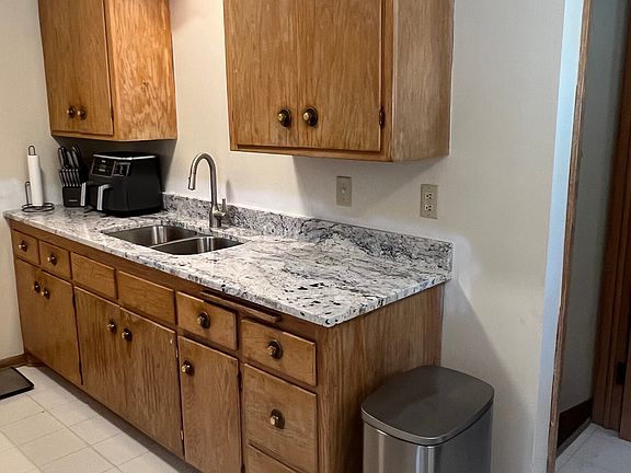 4th image of 3050 Johnson St NE