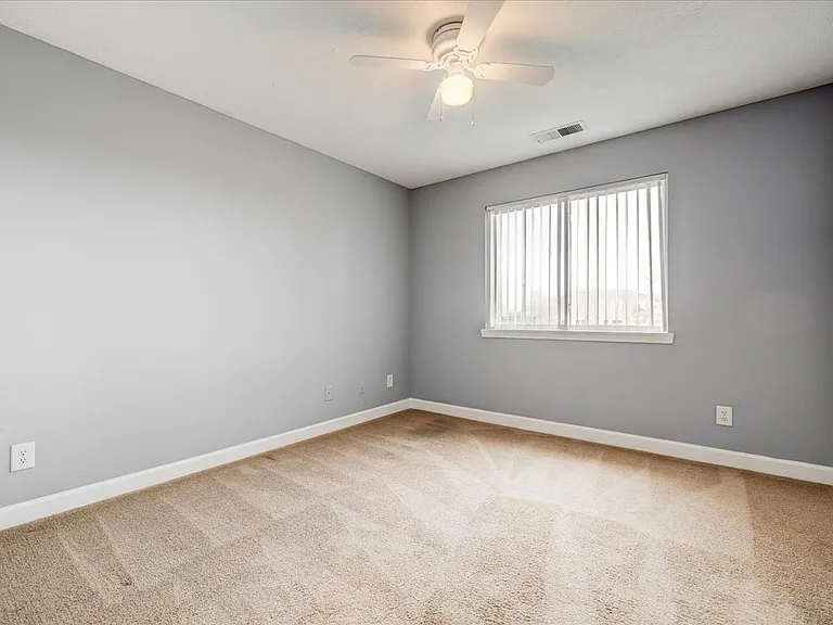 Cross Lake Apartments — Photo 167