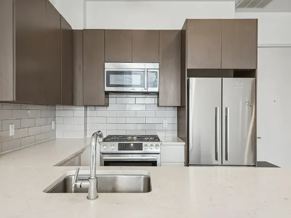 27-17 42nd Road image 3 of 10