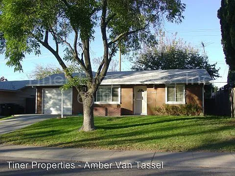 3929 Ramsey Dr photo 1