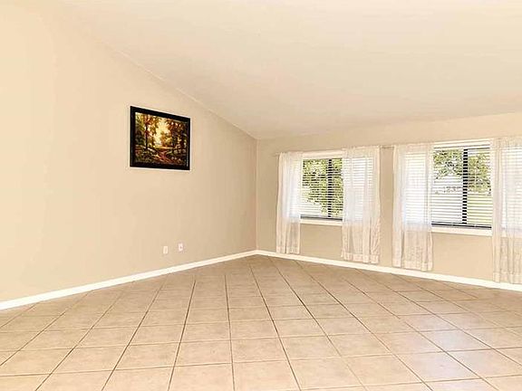 3rd image of 603 Ojai Ave