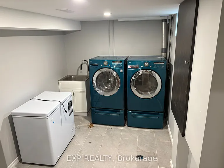6199 Delta Dr — Photo 30