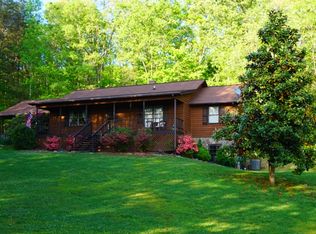 282 State Line Rd, Hiawassee, GA 30546
