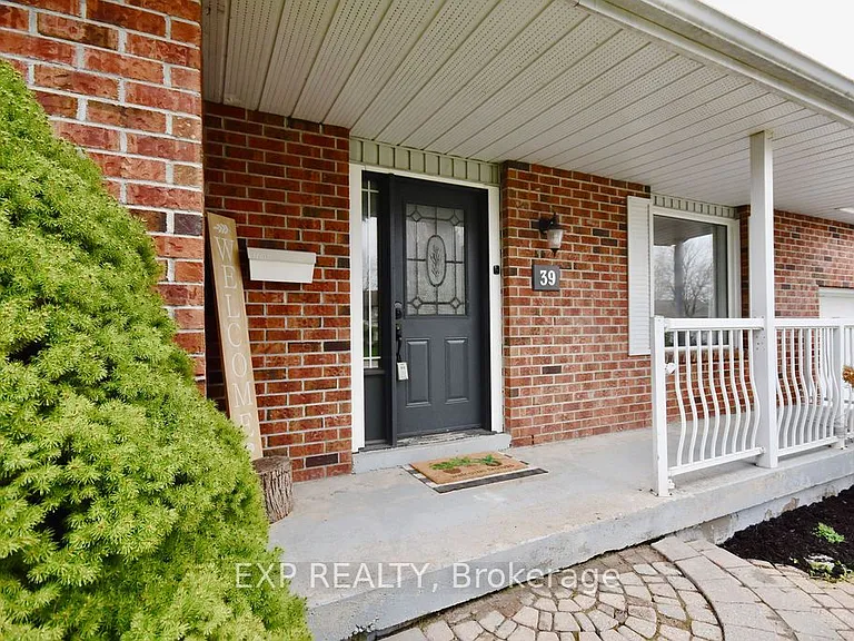 39 Dancy Dr #BASEMENT — Photo 17