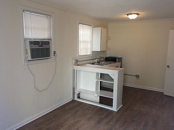 2nd image of 123 W Charlton St APT 5B