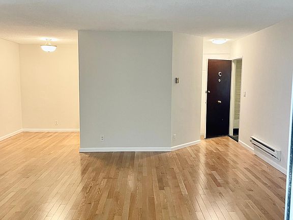 3rd image of 4441 Ponca Ave APT C