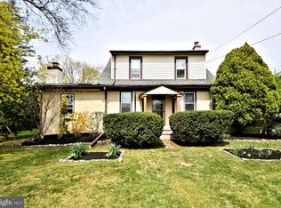 1626 Fitzwatertown Rd, Willow Grove, PA 19090