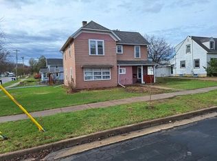 319 E Oak St, Viroqua, WI 54665