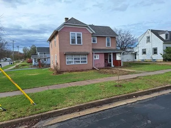 319 East Oak STREET, Viroqua, WI 54665