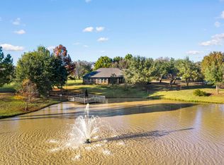 1070 Lakeview Ct, Argyle, TX 76226