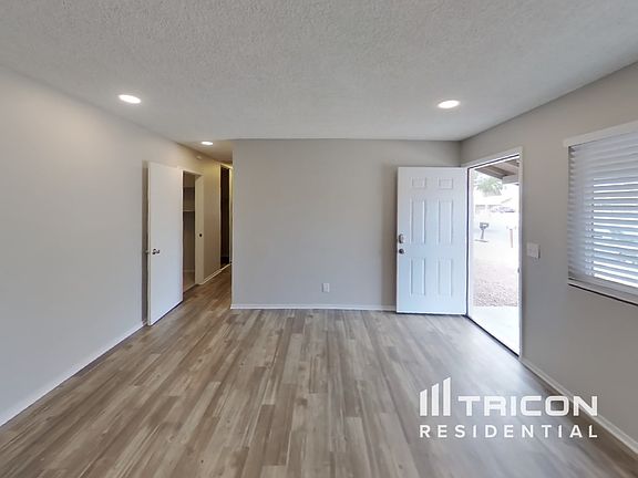 2nd image of 3813 Hudson Bay Ave