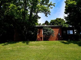 19 Highland Cir, Honaker, VA 24260