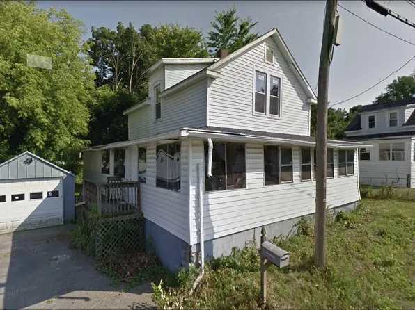 River road 1174 RIVER Road, Troy, NY 12182